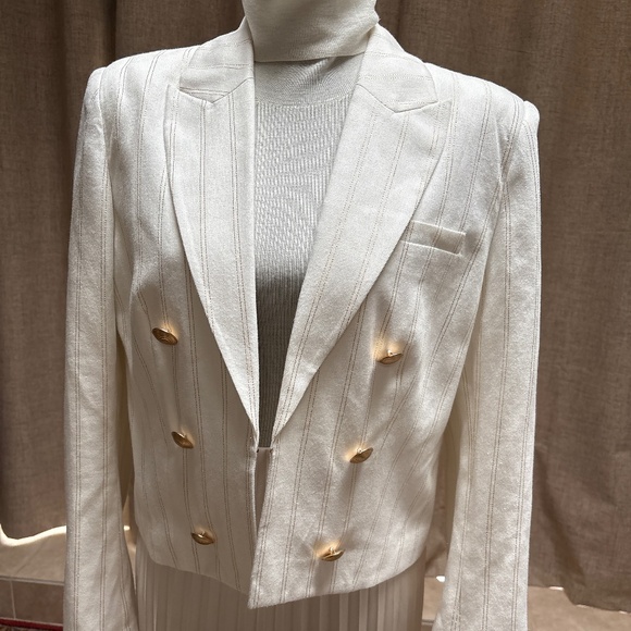 Elie Tahari Winter White Cropped Blazer-Gold Button/Metallic Thread-NWT - Picture 3 of 8